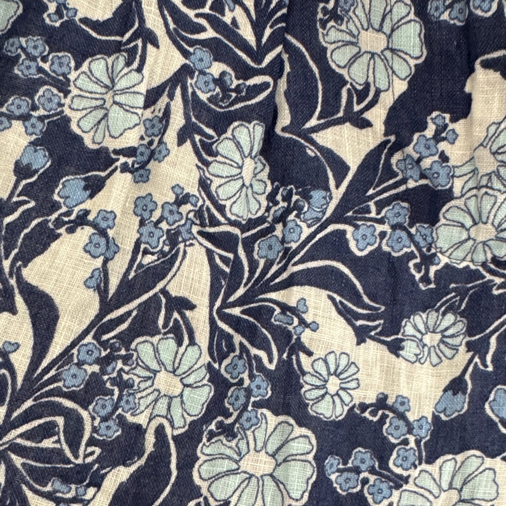 Reiss Blue Floral Women's Linen Shorts - Picture 4 of 7